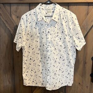 Haggar short sleeve button up men’s XXL Hawaiian cotton blend shirt.